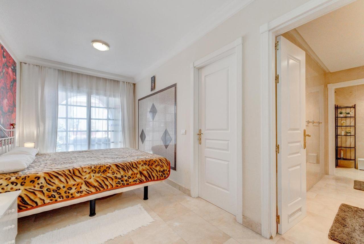 Beautiful Apartment In Terrazas Del Duque I Costa Adeje  ภายนอก รูปภาพ